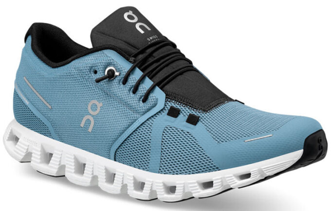 Cloud 5 „Niagara Negru”