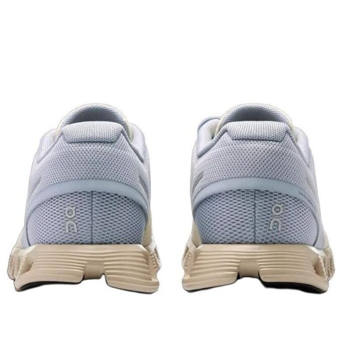 Cloud 5 „Nimbus Lună”