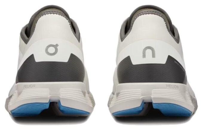 Cloud X 3 AD „Alb Netopit Niagara”
