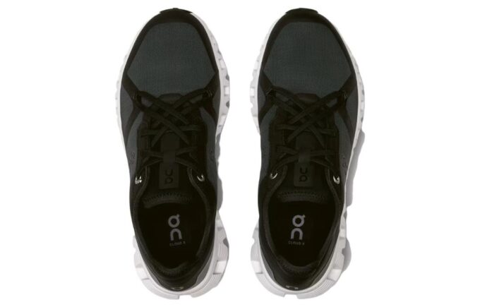 Cloud X 3 AD „Negru Alb” Cloud X 3 AD „Negru Alb”