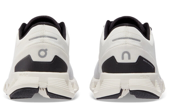 Cloud X 3 „Alb Negru”