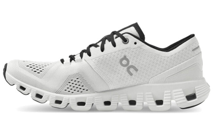 Cloud X „Alb Negru”