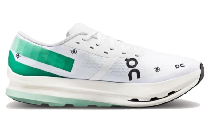 Cloudboom Echo 3 „Alb Menta”