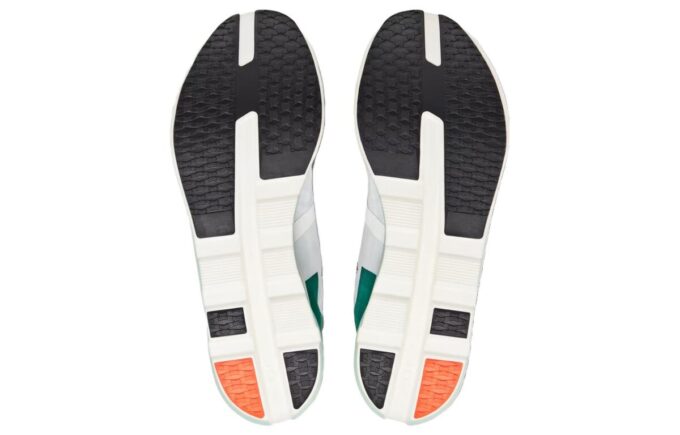 Cloudboom Echo 3 „Alb Menta”