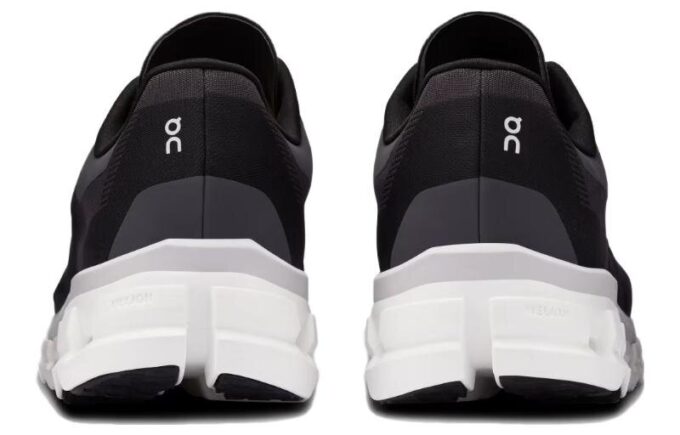 Cloudflow 4 „Negru Alb”