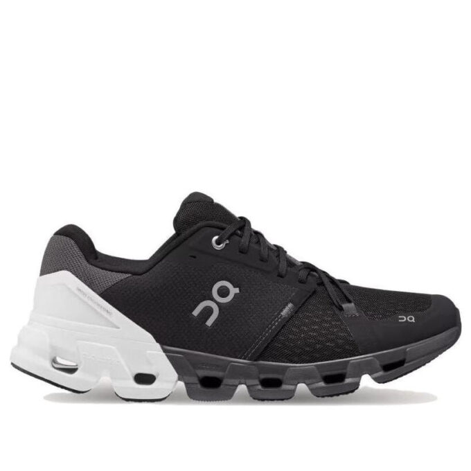 Cloudflyer 4 Wide „Negru Alb”
