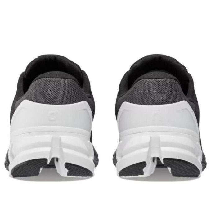 Cloudflyer 4 Wide „Negru Alb”
