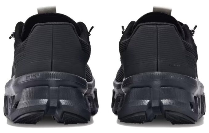Cloudmonster Sensa „Complet Negru”