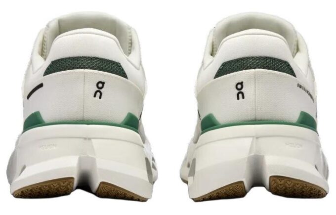 Cloudrunner 2 „Verde Netopit”