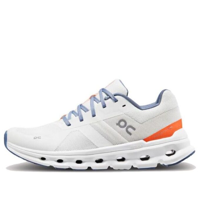 Cloudrunner „Alb Netopit Flacără”