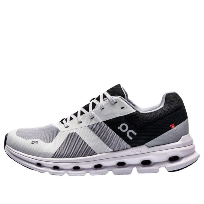 Cloudrunner „Ghețar Negru”
