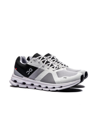 Cloudrunner „Ghețar Negru”