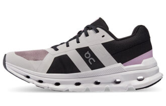 Cloudrunner „Stârc Negru Alb”