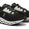Cloudstratus 3 „Negru Alb” Cloudstratus 3 „Negru Alb”