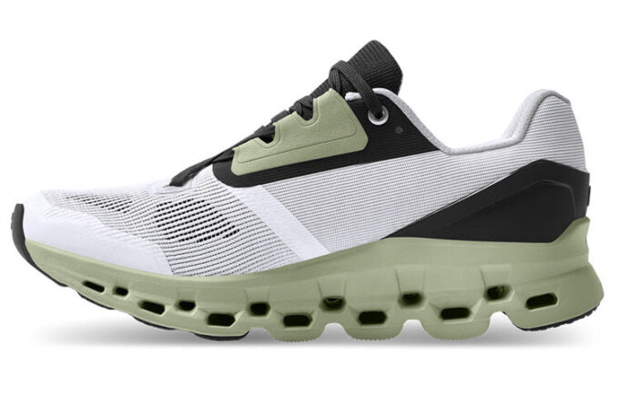 Cloudstratus „Alb Negru Verde”