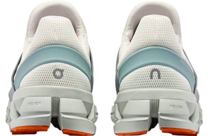 Cloudswift 3 AD „Ivori Mineral”