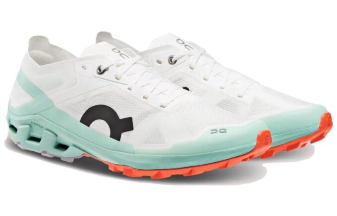 Cloudventure Peak 3 „Alb Verde”