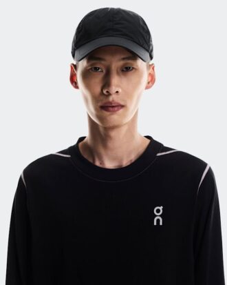 On Running On 帽子