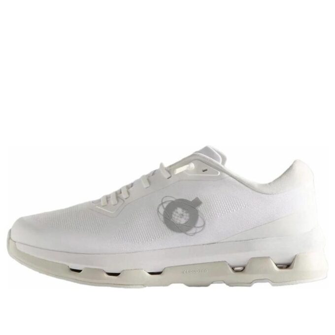 On Running x Kith Cloudzone „Gheață Albă”