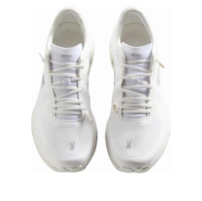 On Running x Kith Cloudzone „Gheață Albă”