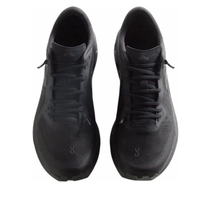 On Running x Kith Cloudzone „Negru”