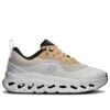 On Running x LOEWE Cloudtilt 2 „Alb Bej”