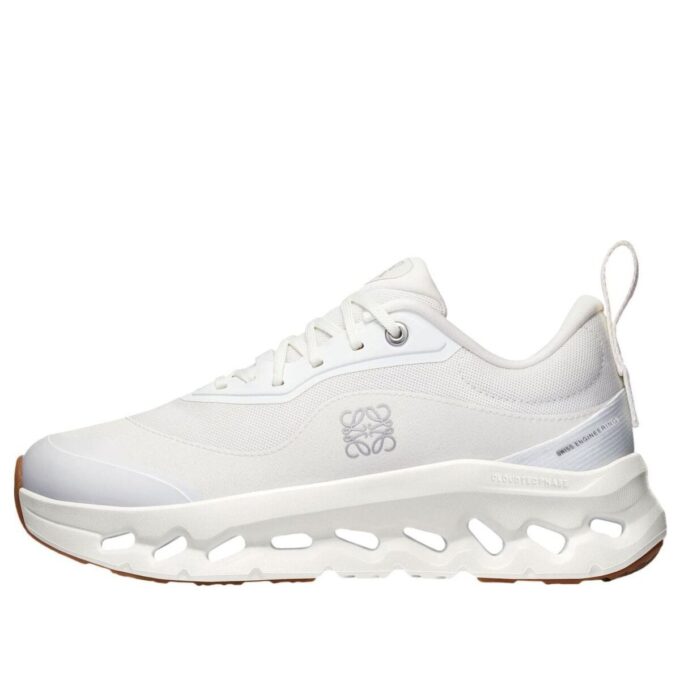On Running x LOEWE Cloudtilt 2 „Alb Total” On Running x LOEWE Cloudtilt 2 „Alb Total”