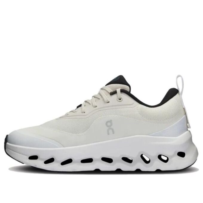 On Running x LOEWE Cloudtilt 2 „Nisip Alb”