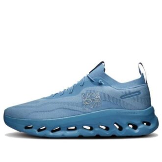 On Running x Loewe Cloudtilt „Albastru Etern”