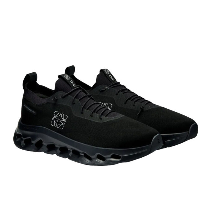 On Running x LOEWE Cloudtilt „Complet Negru”