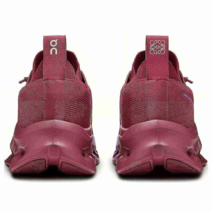 On Running x Loewe Cloudtilt „Roșu Sfeclă”