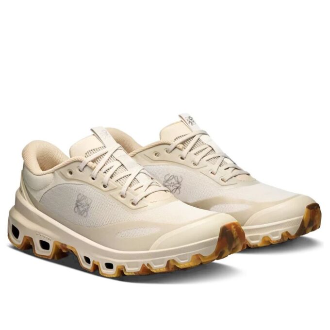 On Running x LOEWE Cloudventure 2 „Nisip”
