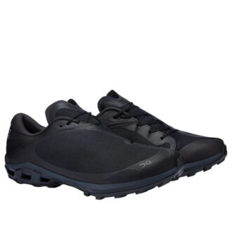 On Running x Post Archive Faction Cloudventure „Tot Negru”